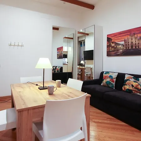 Διαμέρισμα The Double Comfort - Quiet Flat, 2 Private Bathrooms In Centre Μιλάνο