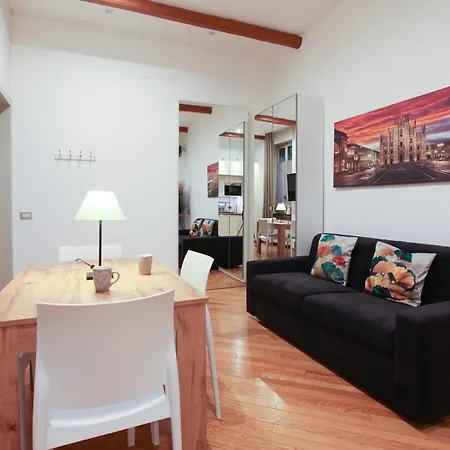 The Double Comfort - Quiet Flat, 2 Private Bathrooms In Centre Διαμέρισμα Μιλάνο