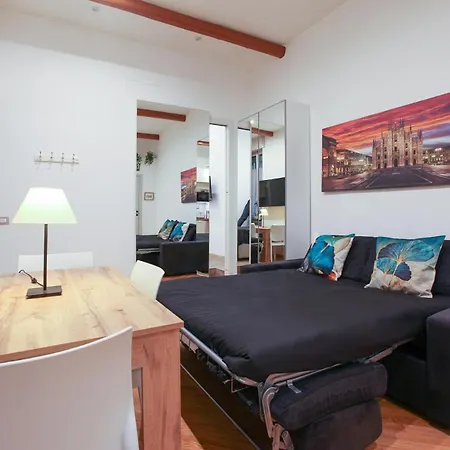 The Double Comfort - Quiet Flat, 2 Private Bathrooms In Centre * ミラノ